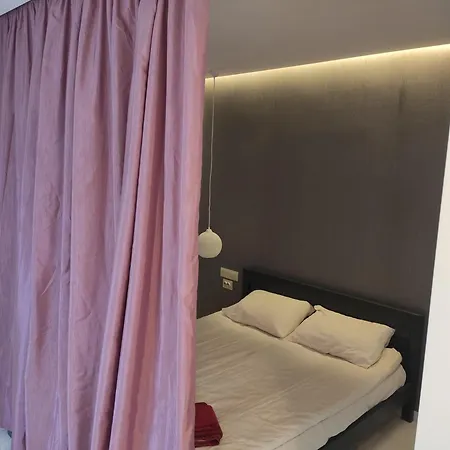 Freedom Park Pohulyanka Apartman Lviv