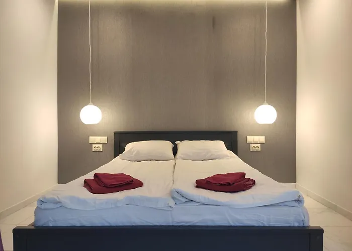 Freedom Park Pohulyanka Apartman Lviv