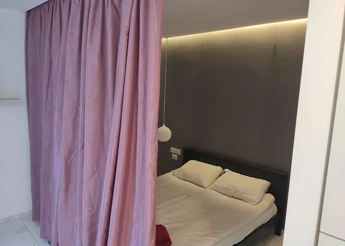 Freedom Park Pohulyanka Apartman Lviv